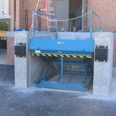 T in 3 sided pit surface mounted