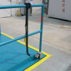 Recessed Dock Lift w Quick Disconnect Control